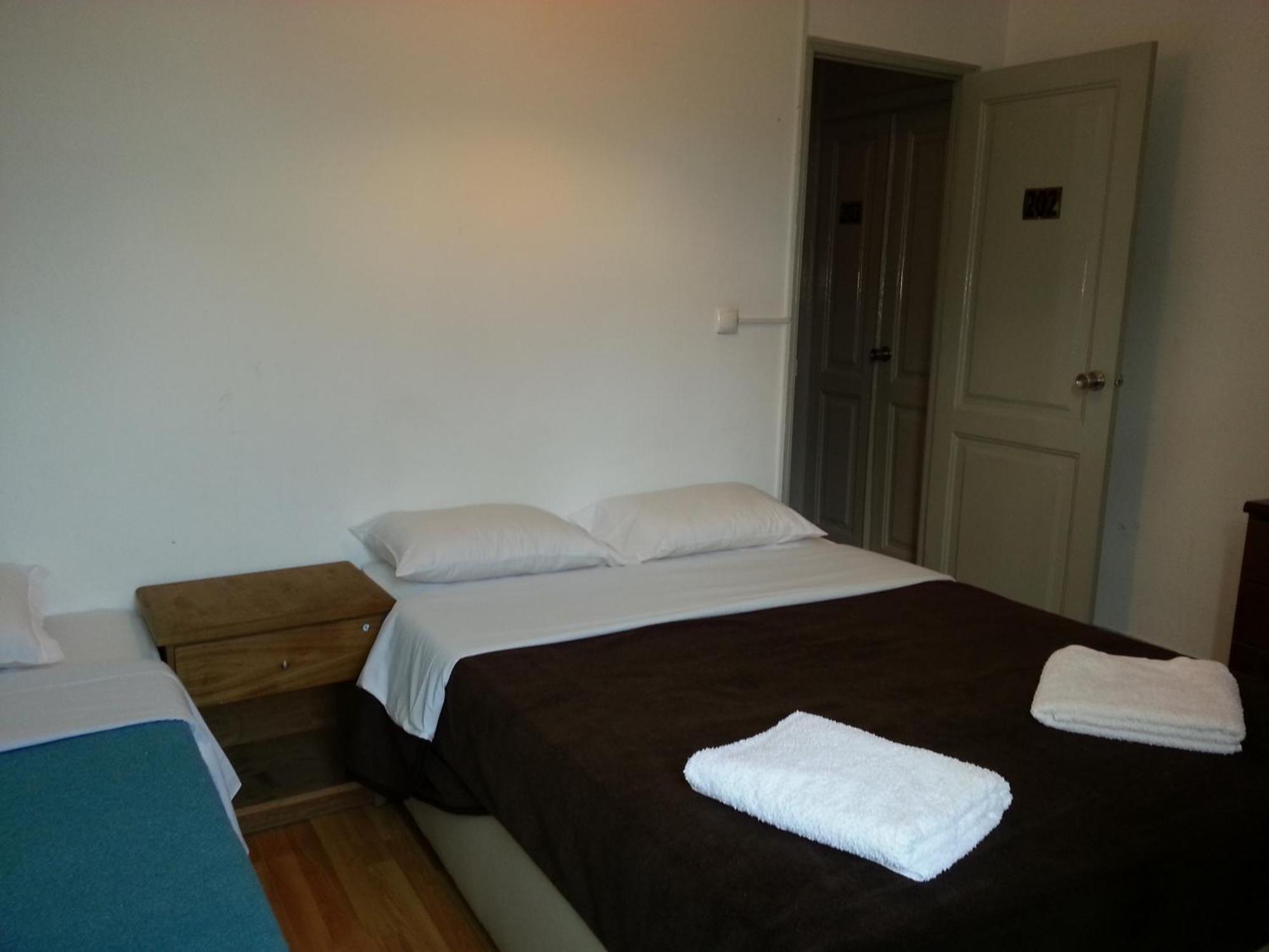 City Centre Anjos Guesthouse Лиссабон Экстерьер фото